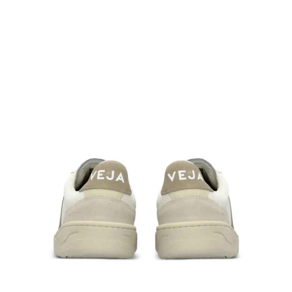 V-90 Sneakers