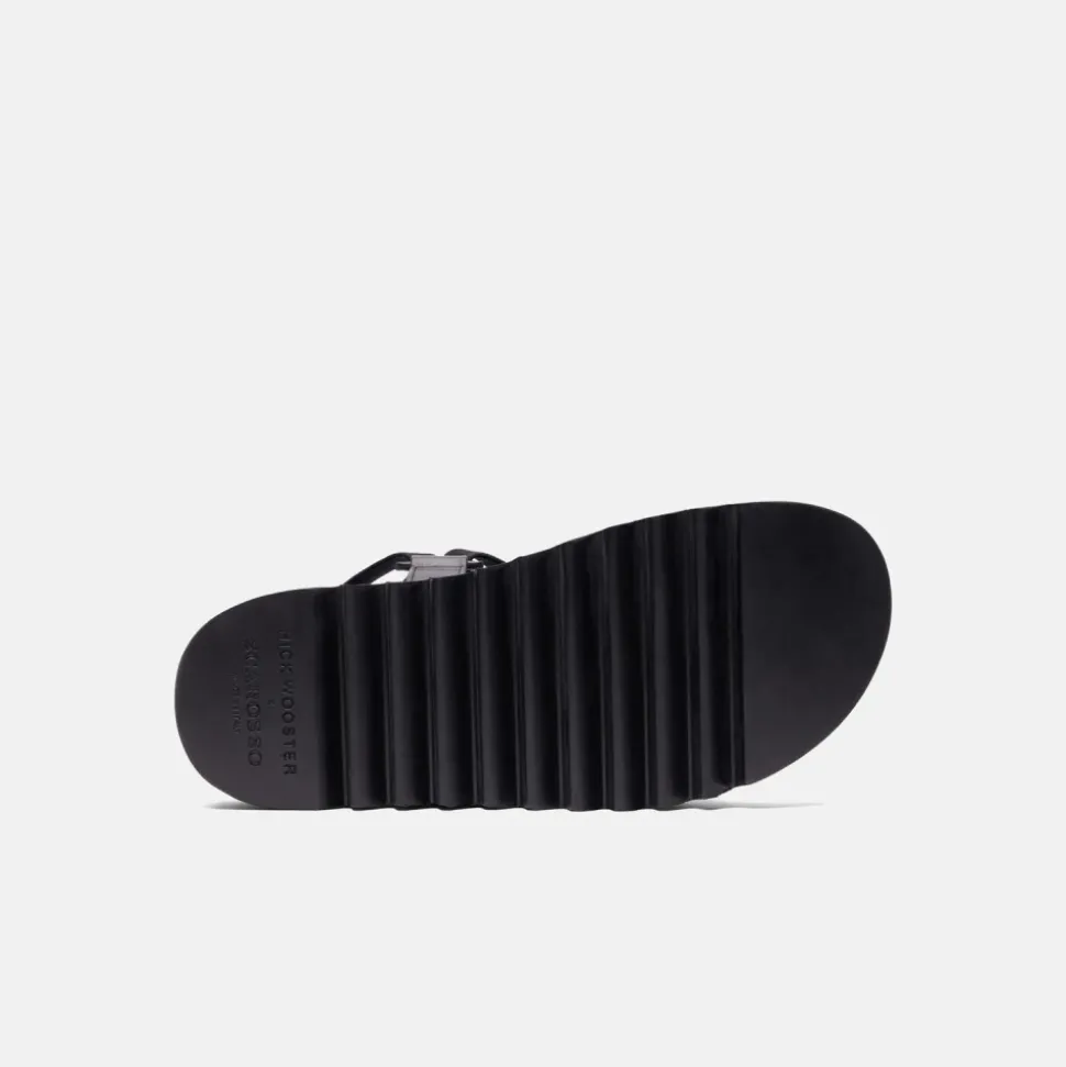 Wooster V Flat Sandals