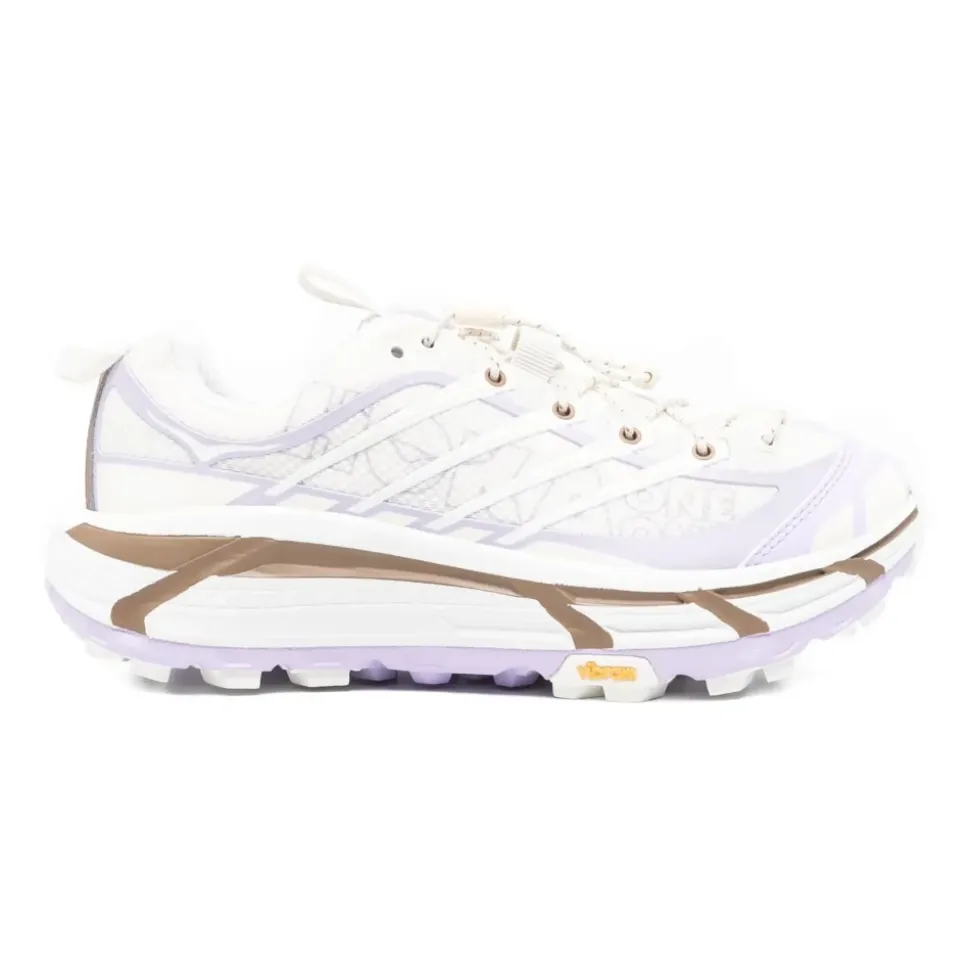 Wordmark Alabaster Iris Flower Trail Sko